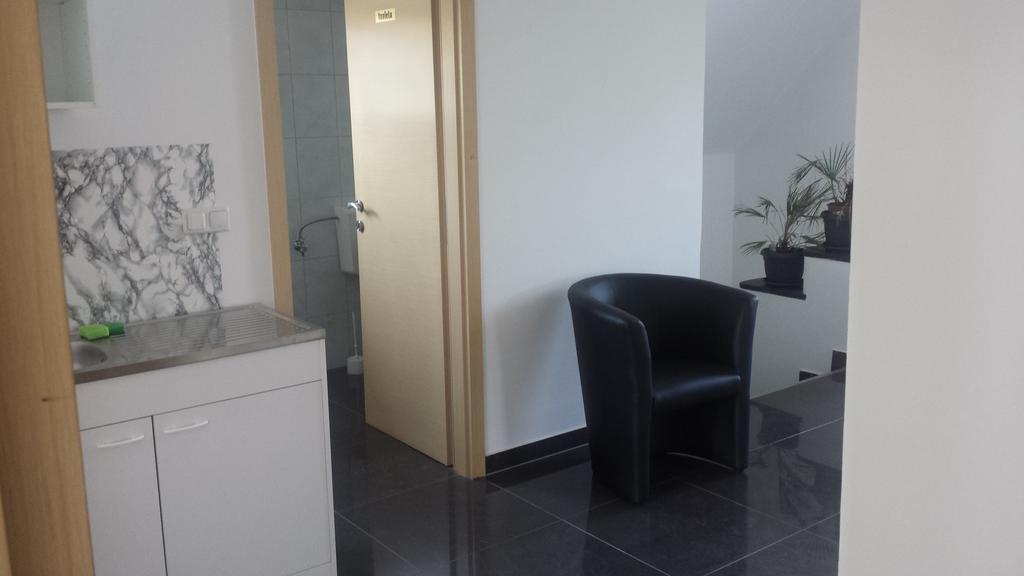 Monaco Rooms Maribor Bagian luar foto